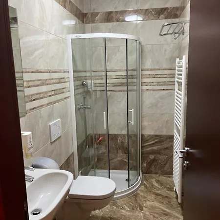 Otel Prenocisca Zvezda Ljutomer 2*